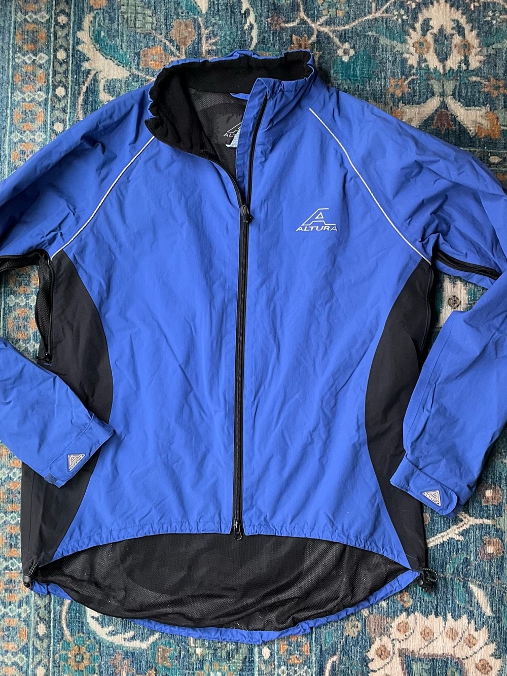 Altra Men’s Royal Blue and Black Performance Cycling Jacket Large
